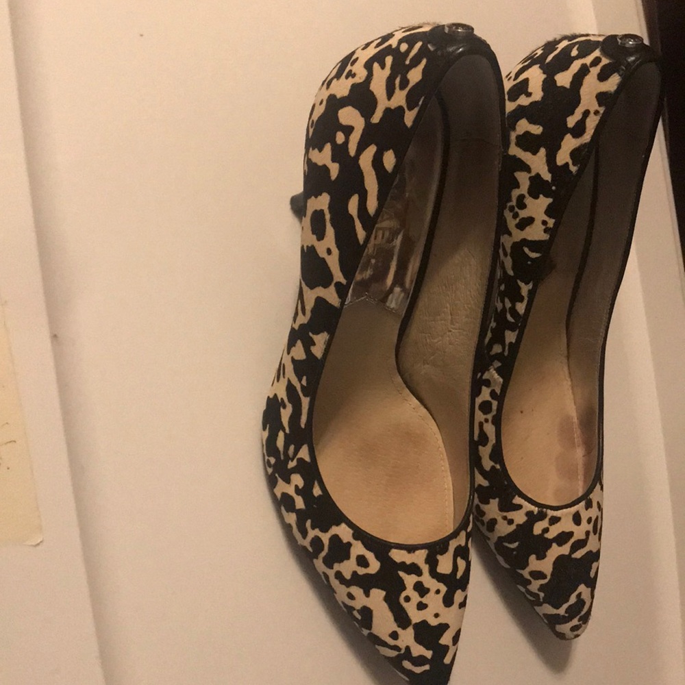 Shoes - Picture 3 of 5